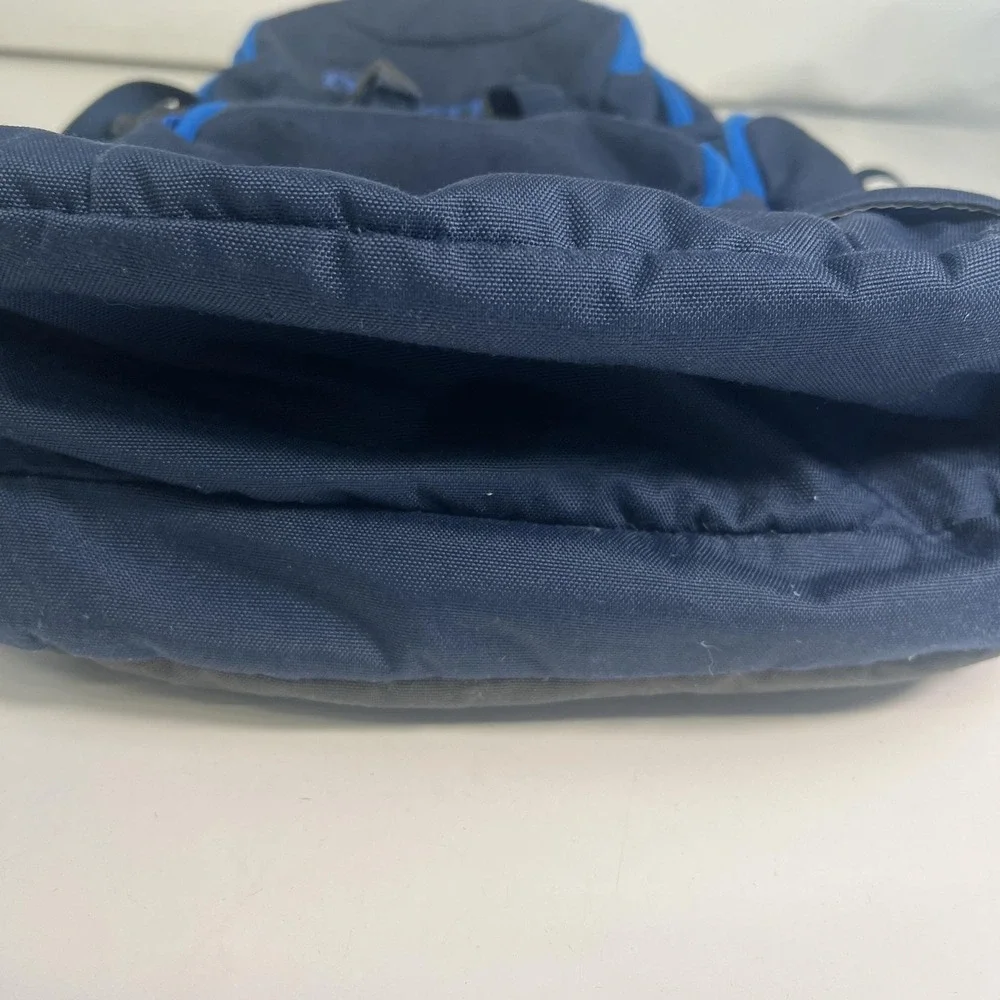 Marmot Gunnison Hiking Backpack One Size Blue Zip Closure Padded Straps